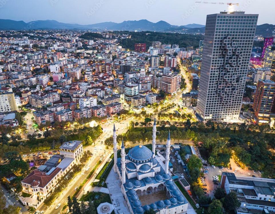Ayso Inn Tirana City Center Kültér fotó